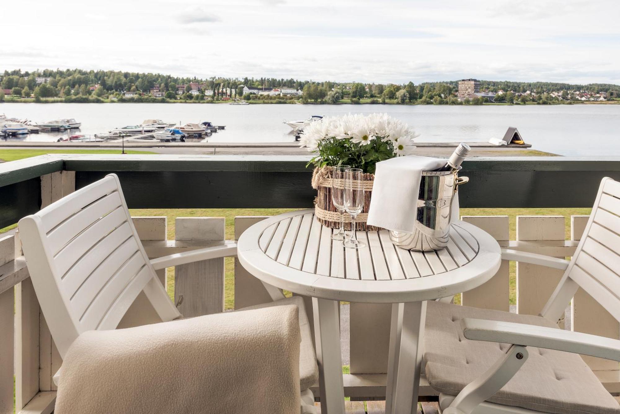 Tyrifjord Hotell Vikersund Exteriér fotografie